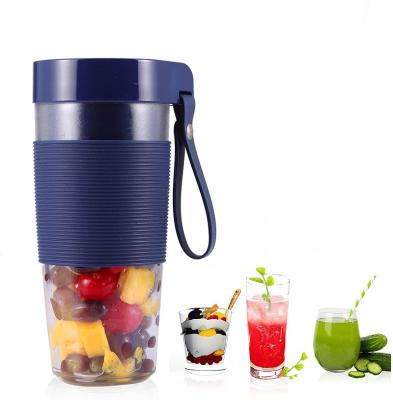 China Hotel Hot Sale 300ml USB Interface Electric Small Capacity Glass Filling Portable Blender For Baby Feeding Food Outdoor Fruit Juicer for sale