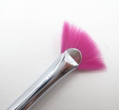 China Fan Brush Fan Shape Personal Eyeshadow Brush , Cosmetic Brush For Eyeshadow for sale