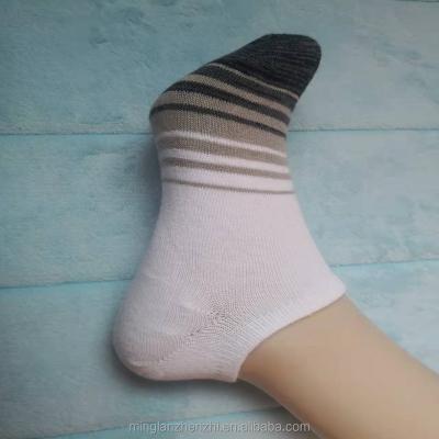 China Anti-slip Wholesale Stock Cotton Material Custom Designed Socks For Men / Women Low Cut Socks for sale