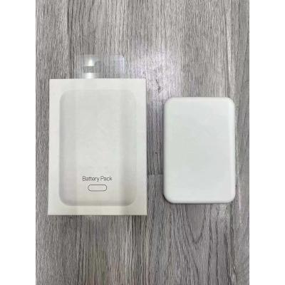 China Charging iPhone New Arrival Portable Wireless Magnetic Power Bank Battery Pack For Iphone 12 for sale