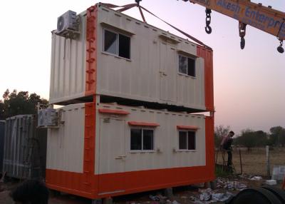 China Het beweegbare Tijdelijke Kamp Twee Laagarbeider Dormitry van het Containerhuis met Airconditioningstoestel Te koop