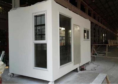 China DIY Anti Earthquake Refugee Housing Unit , Light Prefab Steel Homes for sale