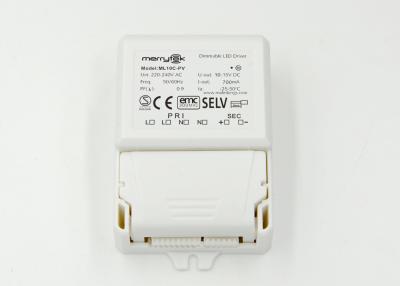 Chine 1x10w la poussée 1-10v a mené un plus faible commutateur ML10C- PV1For 700mA a produit 6-14Vdc à vendre