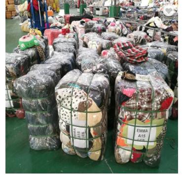 China Eco-friendly Wholesale Grade American Second Hand Winter Baby Pretty Used 50bags 200kg Clothes Used Clothing Bales 500kg Office Wear for sale