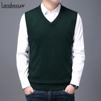 China 2021 Viable Winter Fashion High Quality Brand New Autum Knit Casual Designer Woolen Mans Clothes Sleeveless Men's Vest Sweaters Pullover for sale