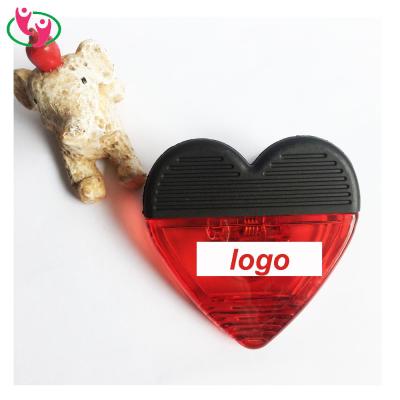 China Promotional Gift Hot Selling Heart Shaped Magnetic Clip For Fridge Note for sale