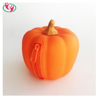 China Coin Case Quality Novelty Silicone Pumpkin Shaped Zipper Coin Purse for sale