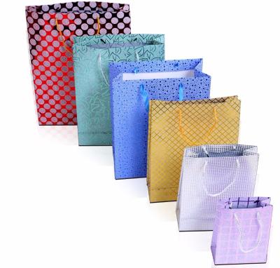 China Recyclable Fashion Party Gift Bag PP Glitter Handbag PP Glitter Tote Bag Fashion Life Glitter Tote Bag New for sale