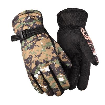 China Warm Windproof Mountaineering Skiing Gloves Polyester Riding Velvet Cold-proof Single Outdoor Ski Gloves Camouflage Thickened Plus for sale