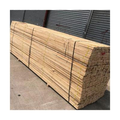 China Modern Made in China Premium Size Pine Wood Customizable Timber for Construction for sale