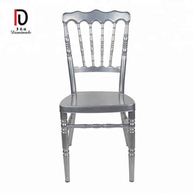 China Stacking and assembled or disassembled white wooden napoleon chair for wedding for sale