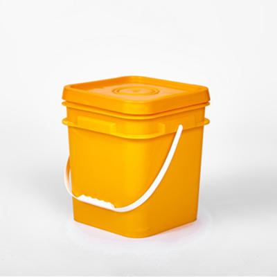 China Food And Industrial Products Packaging Recyclable Color Customized 2/5//10 Liter PP Plastic Buckets With Lids For Sale for sale