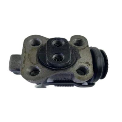 China Front Left Front Brake Branch Pump for QINGLING ISUZU 700P 4HK1 Strong Iron Component for sale