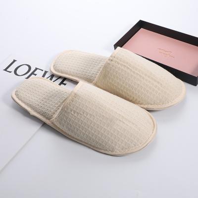 China reasonable price hotel waffle cotton bedroom slipper high quality five star luxury disposable slipper for sale