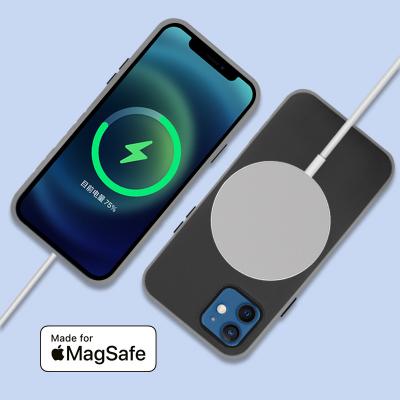 China Led to magsafes MFi certified factory 22.5w 1.2m wireless phone charger magsafes car charger made for iphones for sale