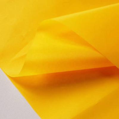 China Top Quality Hot Sales Garment Fabric Shrink-Resistant Good Quality Stock Lot Plain Dyed 190T Taffeta Fabric for sale