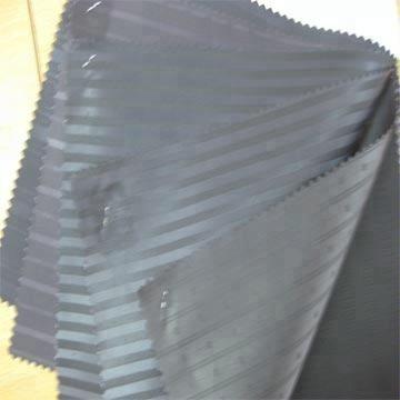 China 100% Polyester Shrink-Resistant Jacquard Fabric Scratching For Suit Fabric Inner Taffeta Suiting Lining for sale