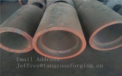 Chine C15 Manches forgées Tubes forgées / Blocs avec trous Anneaux forgés normalisés et usinés à vendre