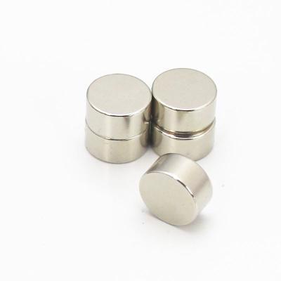 China Industrial Strong Bulk Magnet 8mm Block N35 N38 N40 N42 N45 N48 N50 N52 Neodymium Ndfeb Magnet For Sale for sale