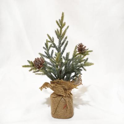 China Hot Selling Christmas Beautiful Mini Tabletop Christmas Tree PE Mini Artificial Tree For Table Decoration for sale