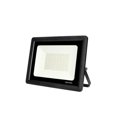 China Super Bright 100w Outdoor Parking Lot Flood Light 3000k 4000k 5000k 17000lm for sale