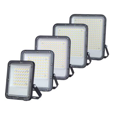 China Corpo de liga de alumínio, ajuste de cor controlado remotamente Luz LED exterior, ideal para jardins, pátios, fachadas de edifícios e muito mais, criando iluminação exterior brilhante e segura à venda