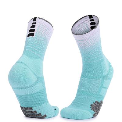 China 2022 QUICK DRY Custom Sports Socks Mens Trainer White Basketball Socks Soccer Athletic Running Socks for sale