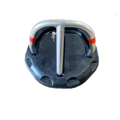 China Latest Manual Parking Barrier Parking Lot Lock With Rubber Base Plate PB16 for sale