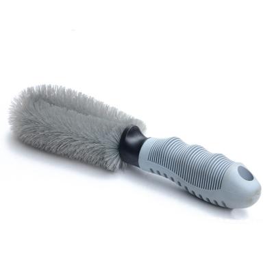 China Hot Selling Convenient Car Tyer Cleaning Brush Car Wheel Brush for sale