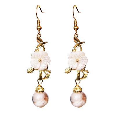 China Vintage Ethnic Drop Earrings Wholesale Agate Drop Hook Colored Silver Chandelier Shell Earrings Fashion Jewelry Women for sale