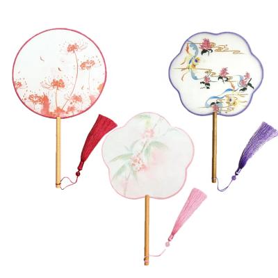 China China Wholesale Customized High Quality Wood Handle Chinese Style Traditional Hanfu Silk Hand Fans for sale