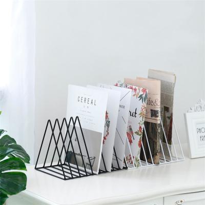 China Interior Ministry File Organize Creative Fashion Triangular Metal Wire Shelf Magazine Desk Rack for Interior Ministry File to Organize for sale