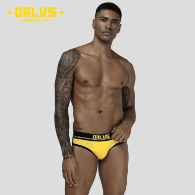 China New summer men's underwear cotton comfortable anti-static, breathable and sexy hip triangle lifting pants for men for sale