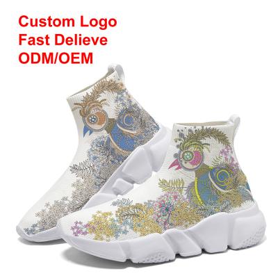 China Damping custom model temptation of men's sneakers running shoes 2022 wholesale fashion men's walking shoes for sale