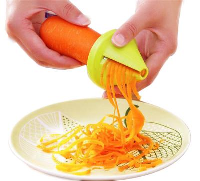 China HUAMJ Silicone Cutter Multi Function Cutter Kitchen Viable Manual Vegetable Cutter Slicers for sale