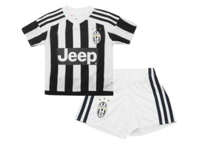 China Juventus steuern Ausrüstungskinderfußballkleidung Zahler-Namen, Kinderfußball-Kleid automatisch an zu verkaufen