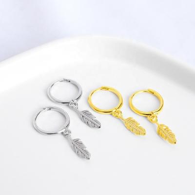 China TRENDY Trendy 925 Sterling Silver 18k Gold Plated Feather Earrings For Women for sale