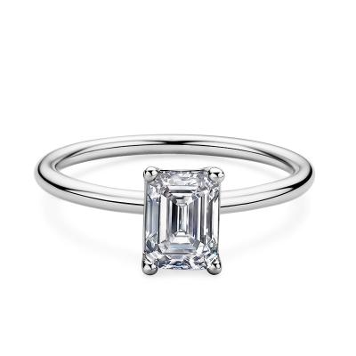 China CLASSIC 925 Silver Emerald Cut 1.0 Carat Moissanite Diamond Engagement Wedding Ring For Women for sale