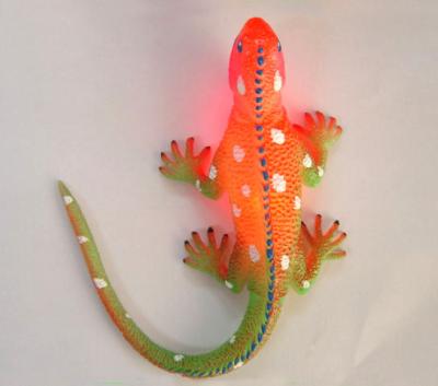 China Light animals stuffed squishy expandable plastic lizards for sale