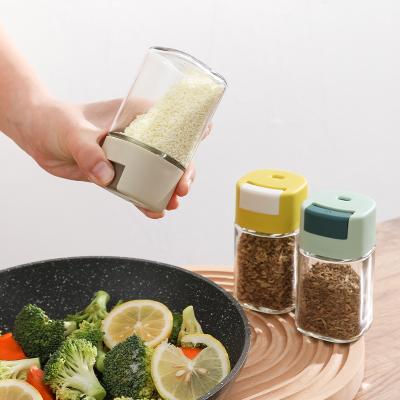 China Measurable Pot Kitchen Salt Check Bottle Heatable Press Type Seasoning Bottle Can Home Grill Seasoning Pot for sale