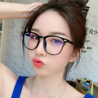 China Fashion Sunglasses Round Retro 2022 Hot Sale Anti Blue Light Blocking Wholesale Transparent Frame TR90 Computer Reading Optical Glasses for sale