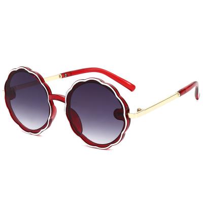 China Fashion Sunglasses 2022 Round Gradient Sunglass Fashion Eyewear Cartoon Bridesmaids Sunglasses Cute Kids for sale