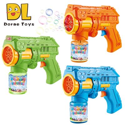 China 2021 New Outdoor Big Game Electric Automatic Bubble Maker Children Kids Bubble Machine Gun for sale