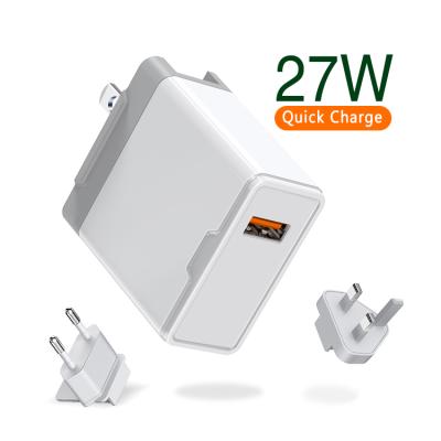 China UniversalÂ   Travel Adapter Foldable Quick Wall Charger 18w QC3.0 AC Wall Charger for sale