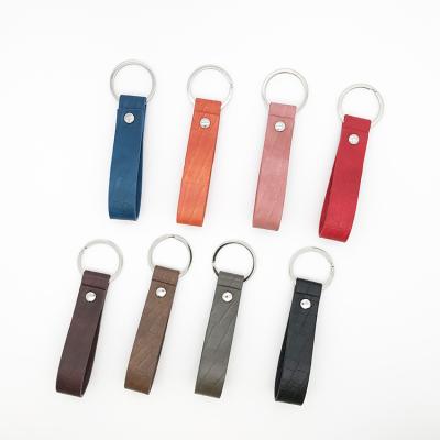 China Keep Custom Round Key Chain Ring Keyring Pu Leather Keychains Logo Metal Key Tag Leather Key Factory for sale