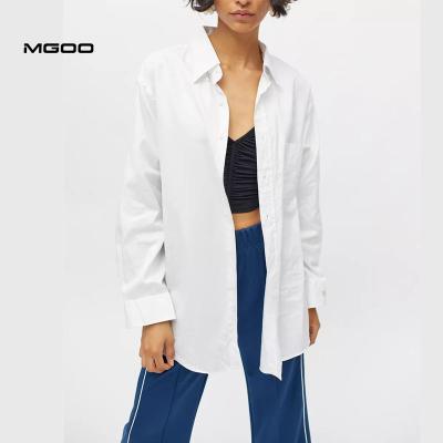 China Anti-Wrinkle MGOO Solid Oversized Button Down White Shirts Women Cotton Poplin Fashion Unisex Shirts for sale