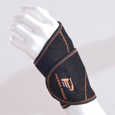 China Breathable Brand New High End Wrist Protect Bodybuilding Gym Weightlifting Training Wrist Straps for sale