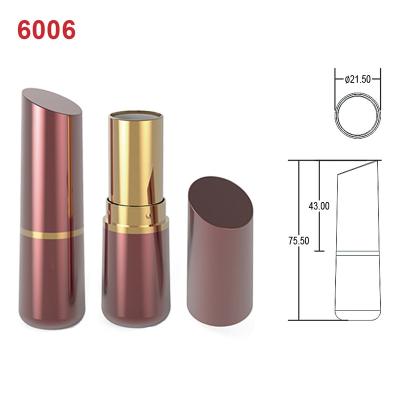 China Cosmetic Black empty plastic custom lipstick case with cute diagonal plane design metallic gold luxury lipstick packaging for sale