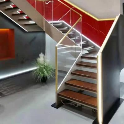 China Modern Home Decoration LED Lights Stringer Stairs Solid Wood Tread Staircase with Tempered Glass Railing for sale