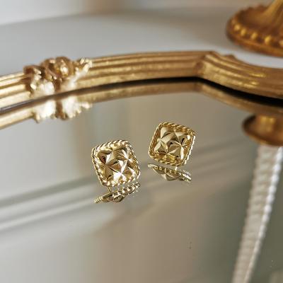 China FASHIONABLE Stylish Big Rhombus Stud Earrings Luxury 18K Gold Plated 925 Sterling Silver Earrings Women for sale